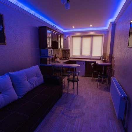 Modern Apartment On Akademika Sakharova 27A Iwano-Frankiwsk Exterior foto