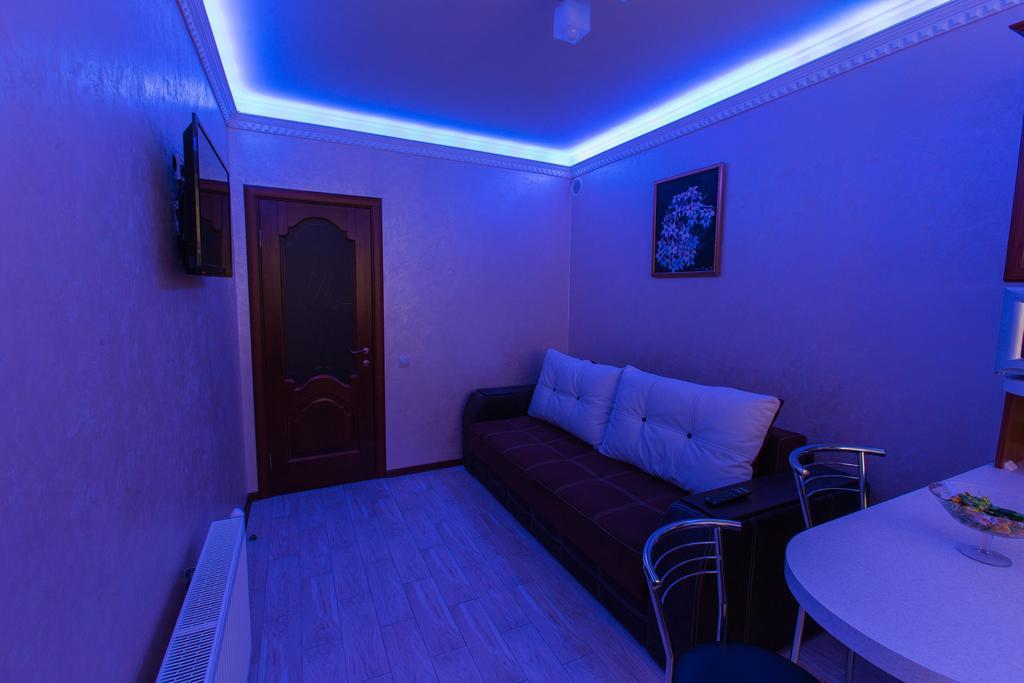 Modern Apartment On Akademika Sakharova 27A Iwano-Frankiwsk Exterior foto